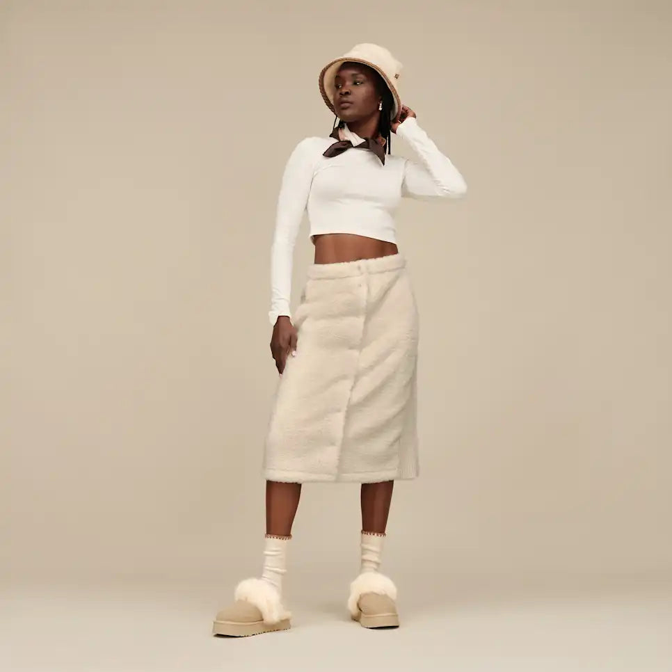 Papuci tip UGG cu blană voluminoasă și platformă – Bej crem